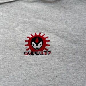 Supreme Light Gray Sweatshirt with Alien logo Red Graphic